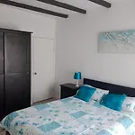 Oda ve Kahvaltı La Cour Villefagnan