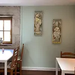 La Cour Oda ve Kahvaltı Villefagnan