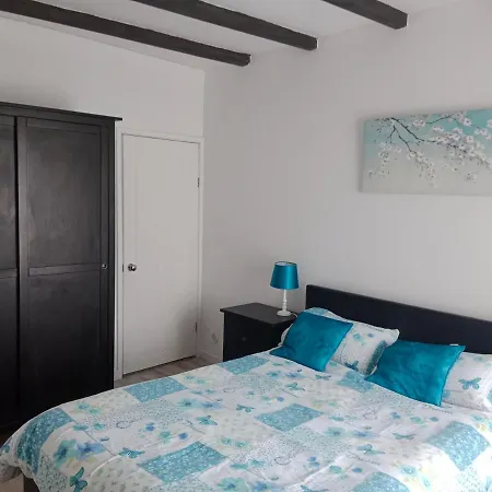 Oda ve Kahvaltı La Cour Villefagnan